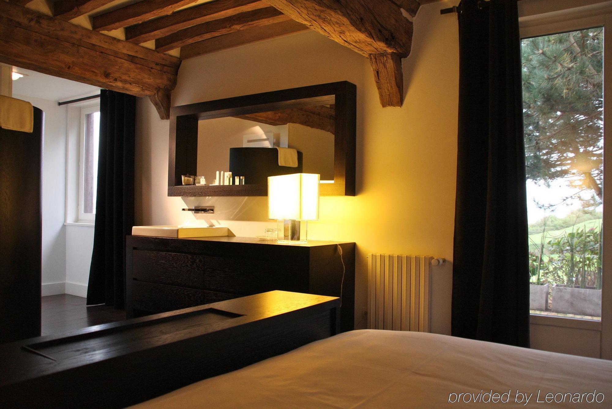La Chaumiere Hotel Онфльор Стая снимка